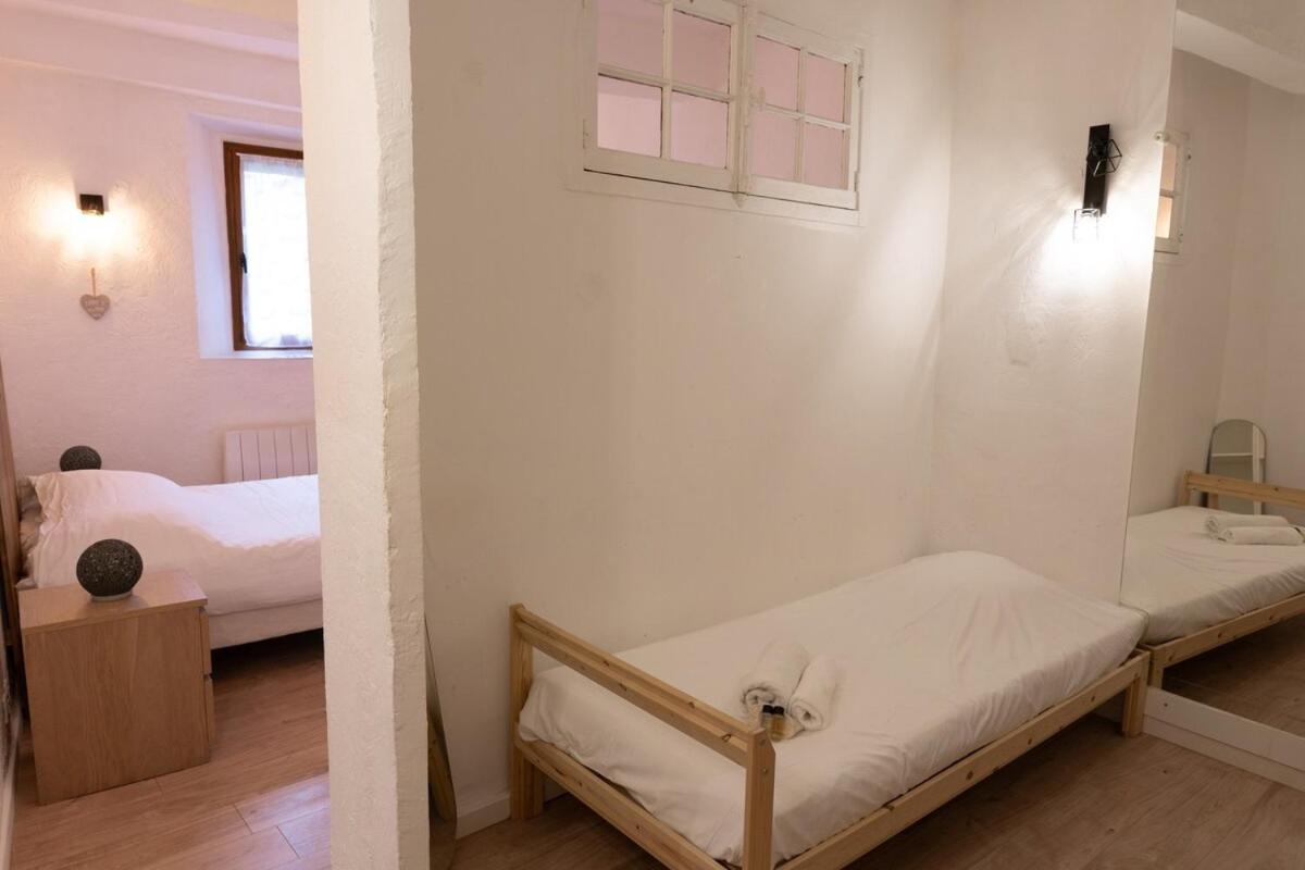 Familial Au Coeur Du Vieil Apartment